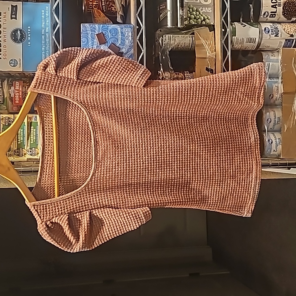 Puff sleeve shirt